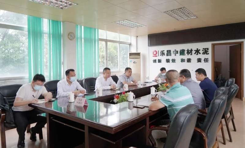 劉華益率隊調(diào)研規(guī)上企業(yè)、重點項目固定資產(chǎn)投資等工作1.jpg